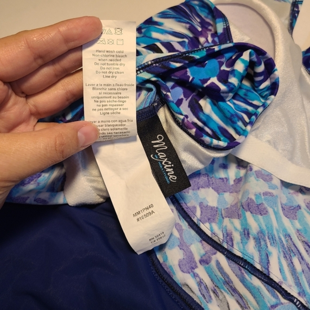 Maxine Of Hollywood WOMENS SIZE 8 One Piece Swimsuit Dress Lined Nylon Blend - Picture 9 of 9
